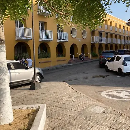 Ana Ciudad Amurallada
